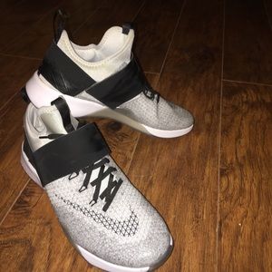 Nike Air Zoom size 9